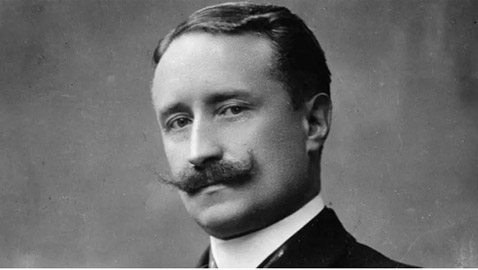 يوم بحثت فرنسا عن رئيسها الضائع.. مرتدياً ثياب النوم