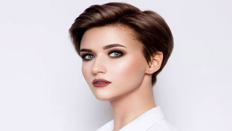 قصات شعر تعطي كثافة للشعر الخفيف.. لا تتردّدي في اعتمادها