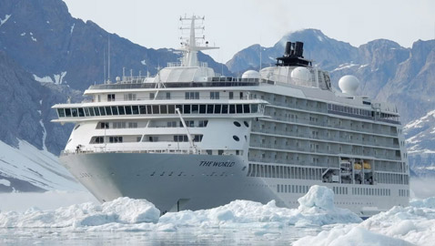 فضائح وأسرار.. هكذا يعيش الأثرياء على متن أكثر سفينة سكنية خاصة تميزا