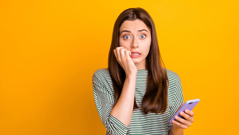 5 استراتيجيات للتكيف تفاقم قلقك.. تخلصي منها