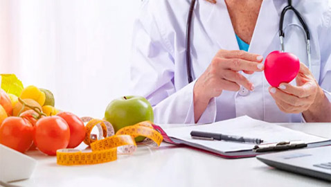 أسوأ ثلاث عادات غذائية لصحة القلب.. تجنبها!