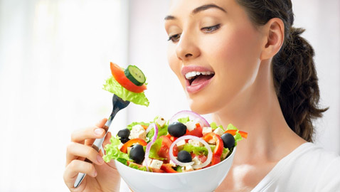 تشكيلة من السلطات السهلة.. يمكنك تجربتها في رمضان