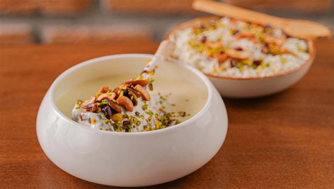 في الأيام الأولى من رمضان.. لماذا يسيطر اللون الأبيض على المائدة السورية؟