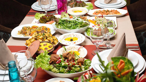 5 اطعمة اساسية لافطار رمضاني صحي.. لا تغفل عنها!