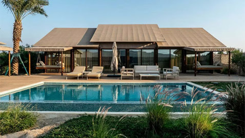 فخامة وعزلة وسط اللامكان.. هذا ما يقدمه أحدث ملاذ صحراوي في قطر