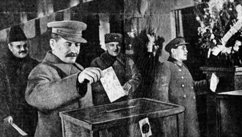 هكذا فاز ستالين في الانتخابات.. وحكم لربع قرن