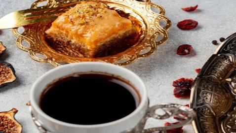 طريقة عمل حلى التمر بالجبن الكيري لضيافة رمضانية مميزة