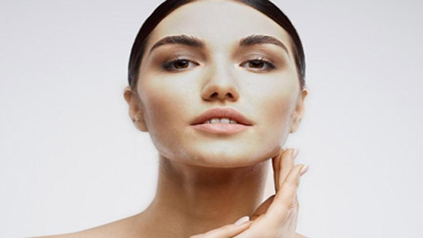 وصفات طبيعية للتخلص من عيوب البشرة واستعادة نضارتها في رمضان