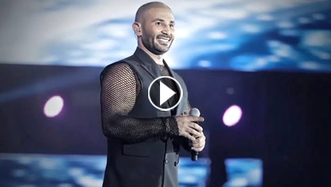 أحمد سعد: لبست القميص الشفاف والحلق عشان أبقى تريند لكن اتربّيت وهجوم الجمهور صحّاني! 