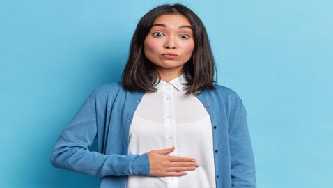 أسباب الانتفاخ في رمضان وعلاجات سريعة للتخلص منه فورا