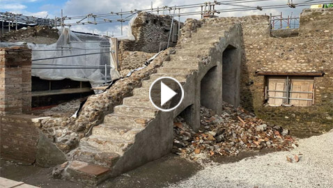 مبنى قديم تجمد بالزمن خلال ترميمه يكشف عن تقنية البناء الرومانية