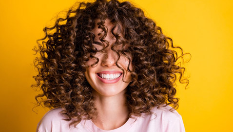 أفضل 7 أقنعة للشعر المجعد