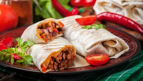 إليكم طريقة تحضير بوريتو مكسيكي بالدجاج.. خفيف ولذيذ