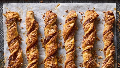 إليكم طريقة تحضير أصابع القرفة بالبف باستري