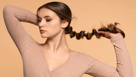 للعناية بالشعر الدهني.. 5 وصفات منزلية فعالة