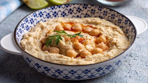 إليكم طريقة عمل فتة الحمص الطيب للرجيم