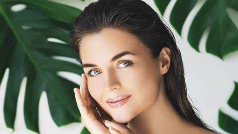 عادات تمنحك بشرة ناعمةً ونضرة.. واظبي عليها