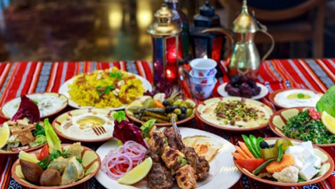 ما تلخبطش فى الأكل.. نصائح للاستمتاع بأطعمة عيد الأضحى بدون مشاكل