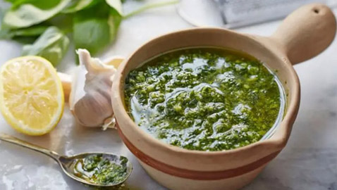 كلمة السر في الكزبرة.. لمن يعانون من احتباس السوائل بالجسم والوزن الزائد