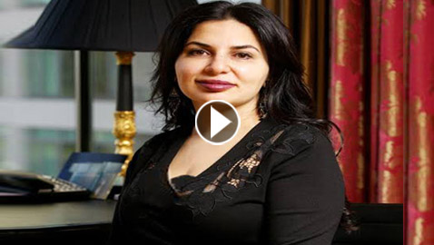 تعرفوا على المرأة الأخطر في العالم.. 5 ملايين دولار لمن يصل إليها