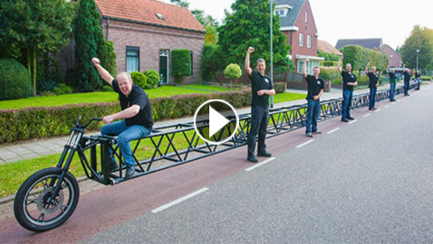 فيديو: مهندسون هولنديون يصنعون أطول دراجة هوائية في العالم