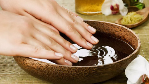 فوائد الشاي الأخضر للأظافر لن تتوقعيها.. لا تترددي في استخدامه