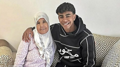 صور.. ما سر علاقة لامين يامال الخاصة بجدته فاطمة المغربية؟