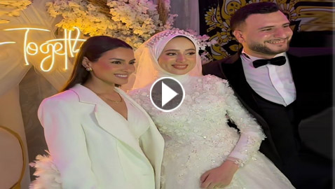 فيديو وصور: كارمن سليمان تفاجئ أحد معجبيها في حفل زفافه