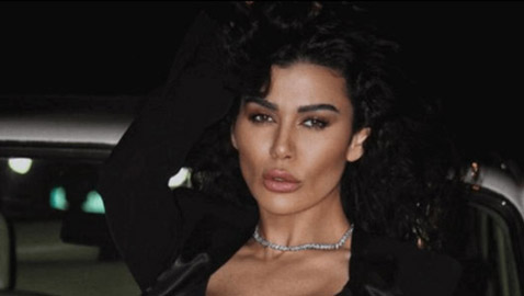 نادين الراسي تنشر صور برفقة إبنها: (إنتي قلبو لقلبو)!