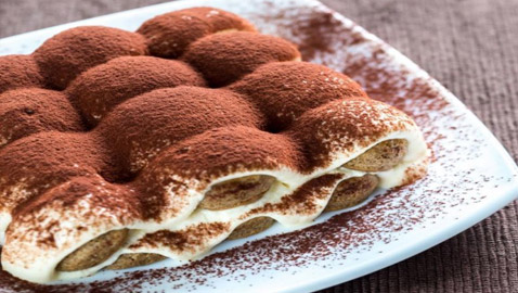 إليكم طريقة عمل حلى التيراميسو بدون بيض.. طيب ومميز