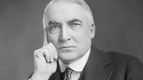 بأوج العنصرية.. هكذا حاول الديمقراطيون الإطاحة بمرشح