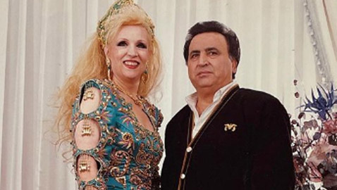 باسم فغالي يحتفل بعيد ميلاد صباح بتقليد مذهل والجمهور بين معجب ومنتقد!