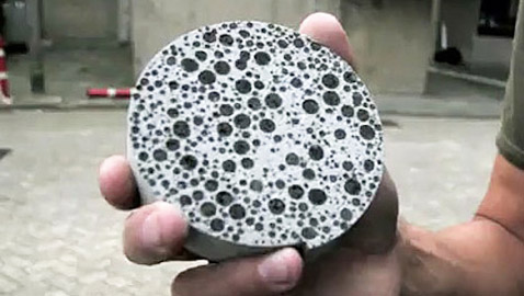 باحثون يزرعون بكتيريا في مواد البناء.. فما الهدف؟ وكيف يعمل الأمر؟