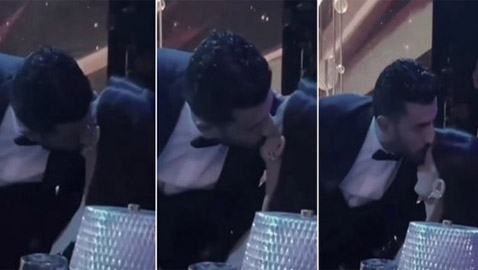 بعد فوزه بجائزة أفضل مخرج: قبلات محمد سامي الحميمة لمي عمر