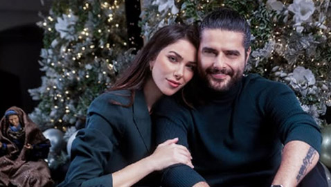 كيف احتفل ناصيف زيتون وزوجته دانييلا رحمة بأجواء الكريسماس في أول عيد لهما معا كزوجين 