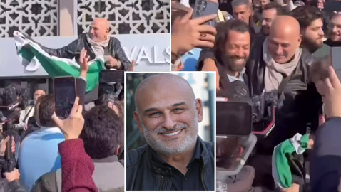 وصول جمال سليمان إلى دمشق وحمله على الأعناق في الشوارع