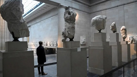 تسبب بإغلاق متحف لأسبوع كامل.. بريطاني ينتقم لطرده من العمل