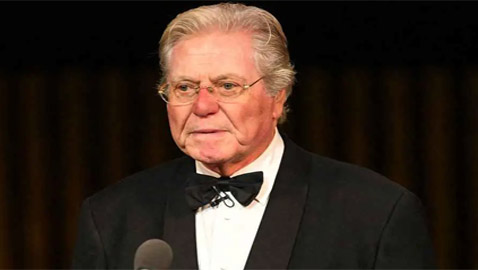 حسين فهمي يكشف الأسرار: عريس ابنتي لم يعجبني وهذا سبب طلاقي من ميرفت أمين