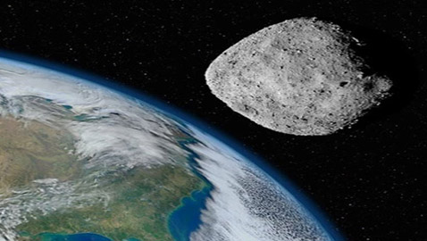 مراقبة كويكب يحتمل ارتطامه بالأرض.. وتحديد موعد الخطر!