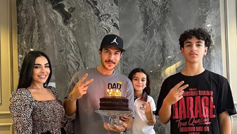 صور النجم السوري باسل خياط مع عائلته: زوجته لفتت الأنظار بجمالها وابنه نسخة عنه