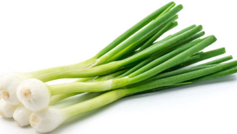 6 فوائد صحية لإضافة البصل الأخضر لنظامك الغذائي اليومى