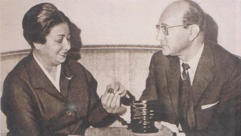 عبد الوهاب في لقاء نادر يحكي كواليس لقائه بـ أم كلثوم وأغنية (أنت عمري)