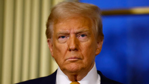 ترامب يقيل مجلس أمناء 