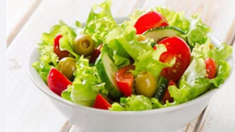 مكونات طبق السلطة الصحي.. إضافات بلاش منها