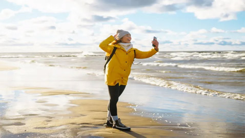 بالصور: 10 شواطئ جذابة ترحب بالزائرين خلال أشهر الشتاء الباردة