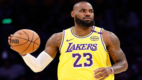 ليبرون جيمس أول لاعب بالتاريخ يسجل 50 ألف نقطة