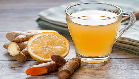 6 فوائد صحية لتناول شاي الزنجبيل والكركم يوميا.. أبرزها لسكر الدم