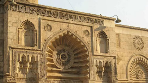 الجامع الأقمر.. 9 قرون من الإبداع المعماري بتوقيع الفاطميين