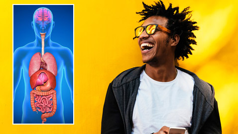 9 أطعمة تمنحك السعادة وتنظم 7 وظائف مهمة في الجسم