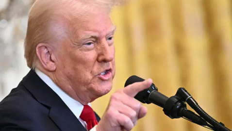 ترامب: الضربات ضد الحوثيين مستمرة والنتائج فاقت التوقعات